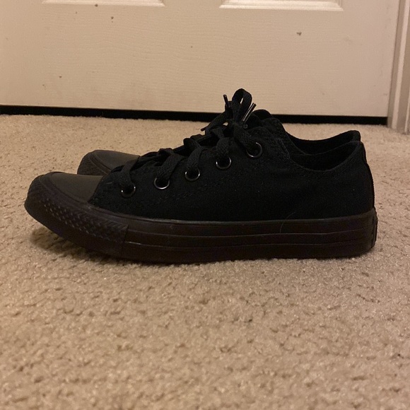 all black Converse in size 6 (EU 36,5) - Picture 2 of 6